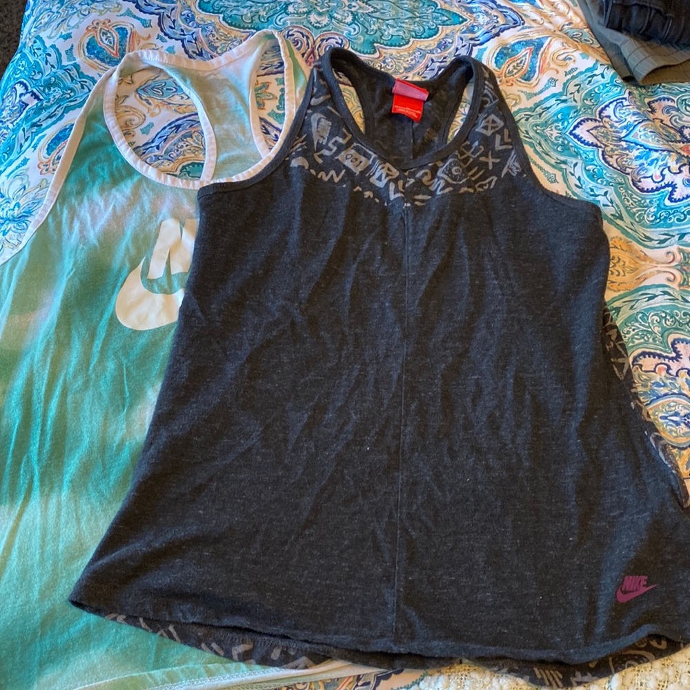 Tank top bundle! - Picture 2 of 4